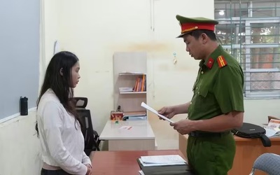 Bắt người phụ nữ cầm đầu đường dây livestream nội dung nhạy cảm