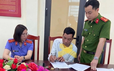 Khởi tố thợ hàn bất cẩn, làm cháy kho nguyên liệu