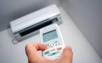 Nút “On” và “Auto” trên điều khiển điều hòa sử dụng thế nào để tiết kiệm tiền điện
