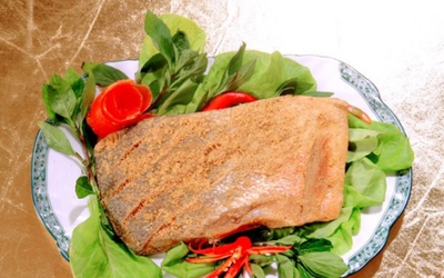 Món cá tốn cơm là đặc sản nổi tiếng của vùng quê đất Tổ, ăn một lần mê tới già