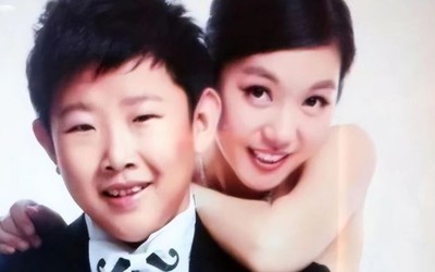 Chụp ảnh cưới, người đàn ông 40 tuổi bị nhầm là "con của vợ"