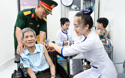 Côn Đảo được hỗ trợ vắc xin cúm suốt 3 năm và kho lạnh chuẩn GSP đầu tiên nhờ Gói hỗ trợ quy mô lớn của VNVC