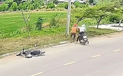 Bắt đối tượng cướp dây chuyền vàng rồi lên xe khách bỏ trốn