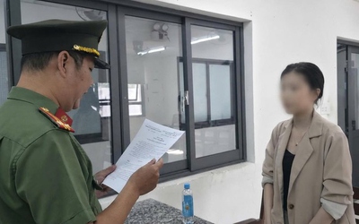 Bắt quả tang trường hợp thuê người thi hộ tiếng Anh để hoàn tất bằng thạc sĩ