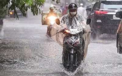 Dự báo thời tiết 4/5: Không khí lạnh liên tiếp tràn về, miền Bắc mưa dông cực lớn kèm lốc sét