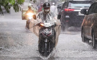Không khí lạnh dồn dập tràn xuống, miền Bắc đón mưa dông cực lớn trên diện rộng