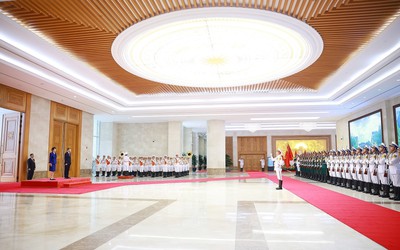 Thủ tướng Lê Minh Hưng chủ trì lễ đón Thủ tướng Nhật Bản