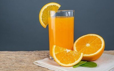 Uống 1 cốc nước cam mỗi sáng, người phụ nữ 58 tuổi nhận tin buồn