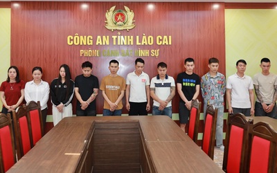 Khởi tố 11 đối tượng chuyên livestream "đổ thạch", chiếm đoạt 5 tỷ đồng
