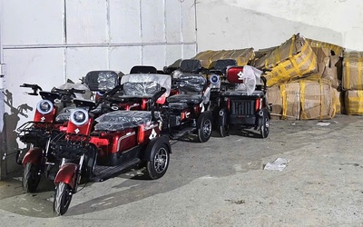 Triệt phá đường dây buôn lậu xe điện 3 bánh từ Trung Quốc về Việt Nam