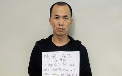 Bắt đối tượng nhờ đổi tiền rồi cướp giật tiền, vàng của cụ bà bán vé số 74 tuổi