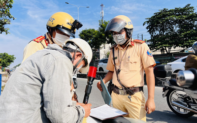 Nhiều người không biết: Báo chốt nồng độ cồn có thể bị phạt tới 20 triệu đồng