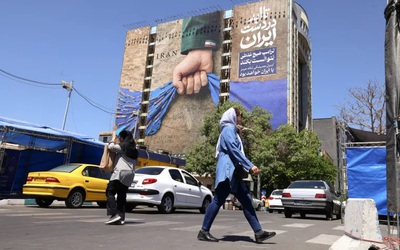 Giữa căng thẳng không kích, Iran vẫn để ngỏ cánh cửa đàm phán với Mỹ