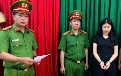 Tạm giữ nữ giám đốc bán hàng nghi giả mạo nhãn hiệu nổi tiếng