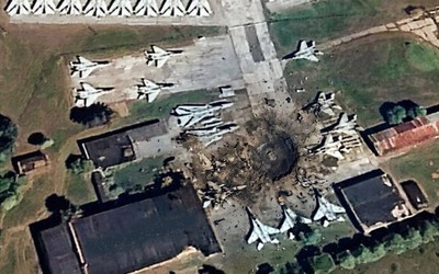 Nga kích hoạt "át chủ bài" Kh-47M Kinzhal, căn cứ không quân Ukraine rung chuyển