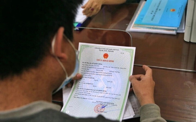 Chuyển từ “quản lý thụ động” sang “phục vụ chủ động”: Đột phá trong đăng ký khai sinh, khai tử