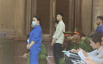 Hoài DJ tiếp tục hầu tòa vì mua bán hơn 1 tạ ma túy dạng “nước vui”