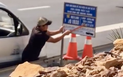Đơn vị quản lý đề nghị xử lý người đàn ông phá hoại biển thông tin trên cao tốc