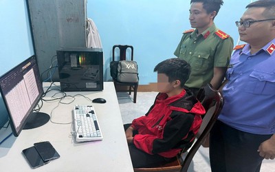 Bán 20 triệu thông tin dữ liệu cá nhân, nam sinh lớp 10 bị khởi tố
