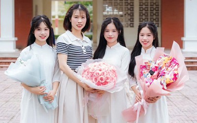 Góa chồng từ năm con lên 3, mẹ tần tảo nuôi 3 con gái sinh ba cùng đỗ trường chuyên danh tiếng