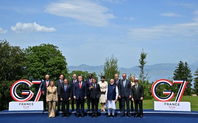 Nhóm G7 nhất trí tăng cường phòng không và vũ khí tầm xa cho Ukraine