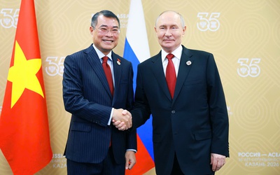 Thủ tướng Lê Minh Hưng hội kiến Tổng thống Nga Vladimir Putin