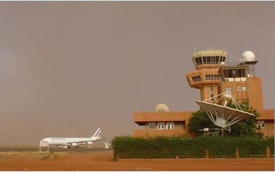 Khủng bố thân al-Qaeda tấn công sân bay tại Niger