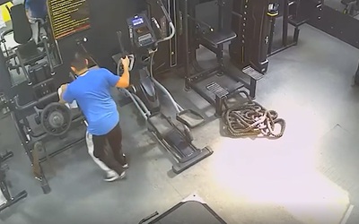 Đang tập thể dục, nam cảnh sát gục ngã rồi tử vong