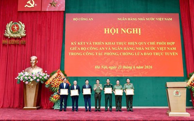 MSB vinh dự nhận bằng khen của Bộ Công an về các giải pháp phòng, chống tội phạm công nghệ cao
