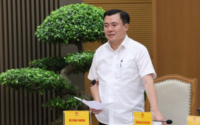 Đề xuất hệ thống phân phối xăng dầu chỉ còn 2 cấp, DN được trao quyền chủ động giá bán