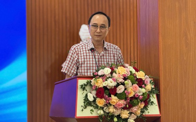 Lãnh đạo Phân lân Văn Điển nhận khuyết điểm việc chậm kế hoạch di dời nhà máy