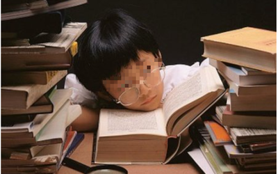 Vì sao học sinh Singapore áp lực thi cử từ cấp tiểu học?