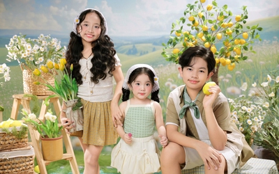 Khung hình "gấp 3 visual" của 3 nhóc tỳ nhà Khánh Thi - Phan Hiển
