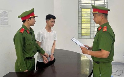 Bắt quản lý kiêm thu ngân chiếm đoạt gần 900 triệu đồng của quán ăn
