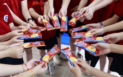 Vì một kỷ nguyên cao khoẻ: Từ 80.000 bữa xế bổ sung vitamin D tại trường học