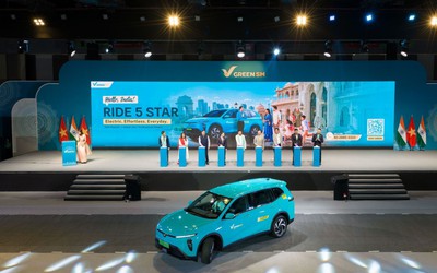 Green SM ra mắt dịch vụ taxi thuần điện Green SM limo tại Ấn Độ