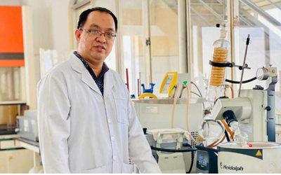 Từ giáo sư Dược học Việt Nam đến biên tập viên xuất sắc của nhà xuất bản nổi tiếng toàn cầu