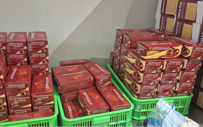 Đột kích đường dây làm thực phẩm giả bán rầm rộ trên TikTok Shop và Shopee, bắt 3 giám đốc