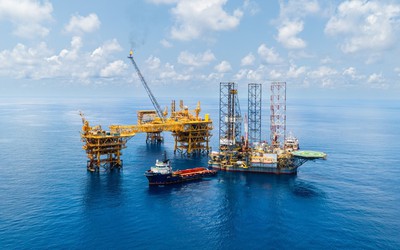 Phó Thủ tướng Thường trực Chính phủ Phạm Gia Túc: Petrovietnam đóng góp quan trọng vào ổn định kinh tế vĩ mô, bảo đảm các cân đối lớn của nền kinh tế