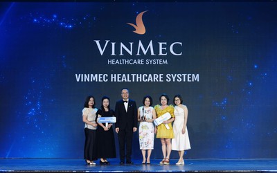 Vinmec “lập hat-trick” tại HR Asia Awards, khẳng định chiến lược lấy con người làm gốc