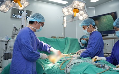 Vinmec Hải Phòng “hồi sinh” lồng ngực bị lõm cho cậu bé 13 tuổi bằng ca phẫu thuật tạo hình phức tạp