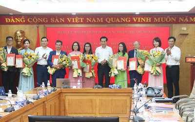 Xây dựng đội ngũ báo cáo viên thực sự là chiến sĩ xung kích trên mặt trận tư tưởng của Đảng