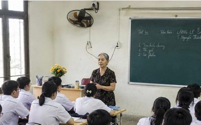 Từ 1/9, trường học được ký hợp đồng toàn thời gian với giáo viên nghỉ hưu