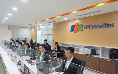 Chứng khoán FPT hoàn thành hơn 50% kế hoạch lợi nhuận sau 6 tháng