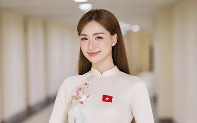 Ca sĩ Hòa Minzy chuyển khoản 100 triệu đồng ủng hộ khắc phục hậu quả thiên tai
