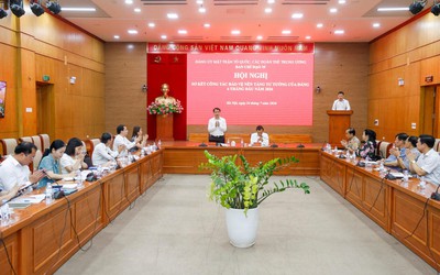 Tiếp tục thực hiện "4 kiên định" về chính trị, tư tưởng