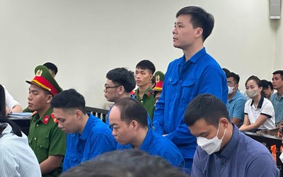Vụ 100 tấn thực phẩm chức năng giả, thu lợi 265 tỷ đồng: "Ông trùm" cùng 13 đồng phạm hầu tòa