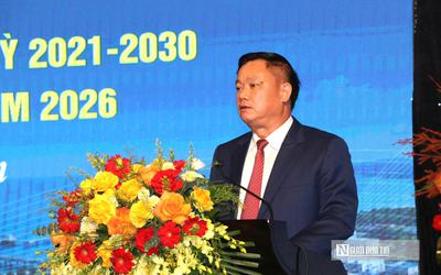 Nghệ An hút hơn 110.000 tỷ đồng vốn đầu tư, trao chứng nhận cho 25 dự án