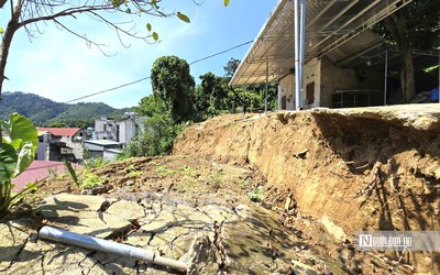 Sạt lở núi làm sập tường, đe dọa 17 hộ dân: Lên phương án ổn định cuộc sống