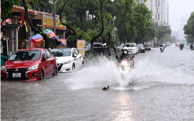 Dự báo thời tiết 15/8/2026: Miền Bắc lại hứng mưa to như trút nước, cảnh báo thời tiết nguy hiểm
